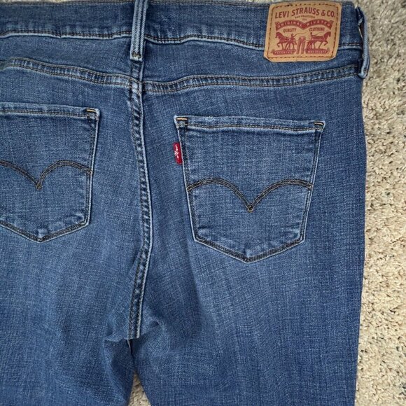 Levi's 311 Shaping Skinny Jeans Women's 32 Blue Mid Rise Medium Wash Red Tab - Picture 9 of 13